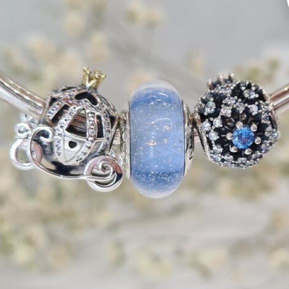 Pandora, Disney, Cinderella charm set. - Picture 1 of 12